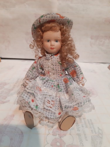 Bambola porcellana 20 - bambola, cm