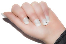 TIPS UNGHIE FINTE DECORATE