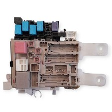 Centralina porta fusibili 8273042360 Toyota Rav 4 2.2 D4d 177cv 2010-2013