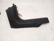 RIGHT FRONT DOOR KICK TRIM