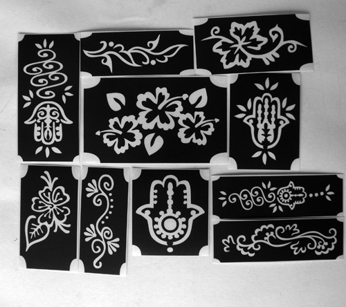 Diversi stencil per - diversi,