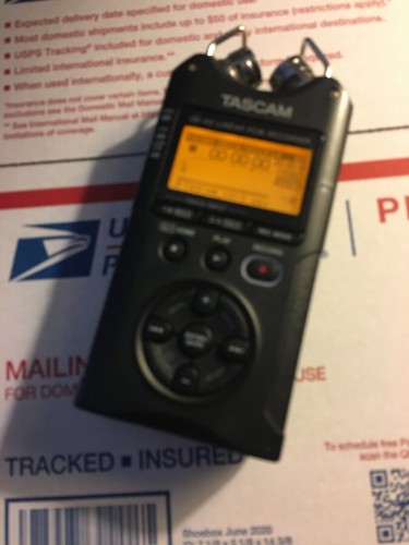 Tascam pcm four track - dr-40,