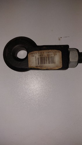 Occhiolo con dado per