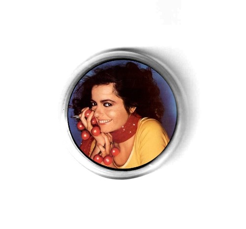 Spilla cantante musica nada - cantante,