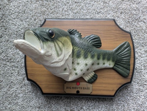 Big mouth bass elvis - mouth,