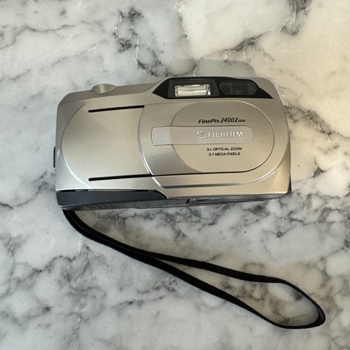 Fujifilm finepix 2400 zoom 1 - fujifilm, 2,1