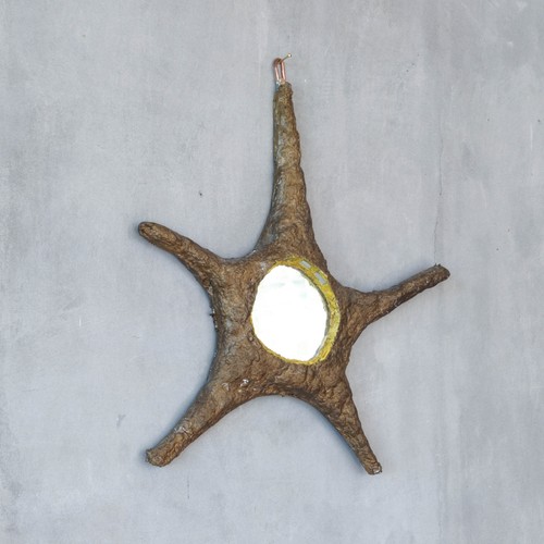 Specchio scultoreo forma di - specchio,