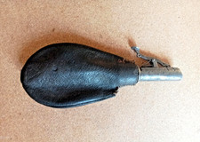 Antica fiaschetta in pelle del