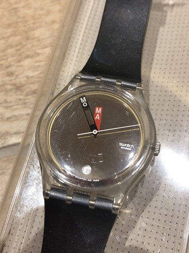 Swatch moma 2001 - swatch,