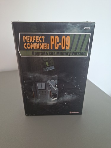 Transformers perfect combiner - perfect,