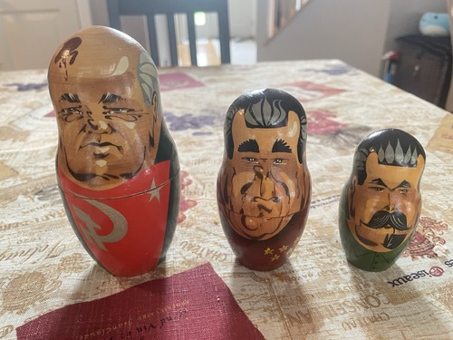 Bambole nidificanti russe