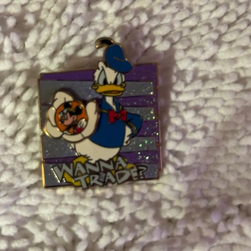 Disney pin 2006 donald - pin, duck