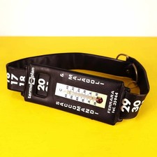 calendario vintage da parete con termometro shell