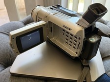 Sony NTSC HandyCam Camcorder