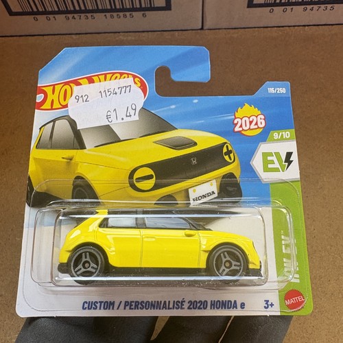 Hot wheels custom 2020 - hot, e