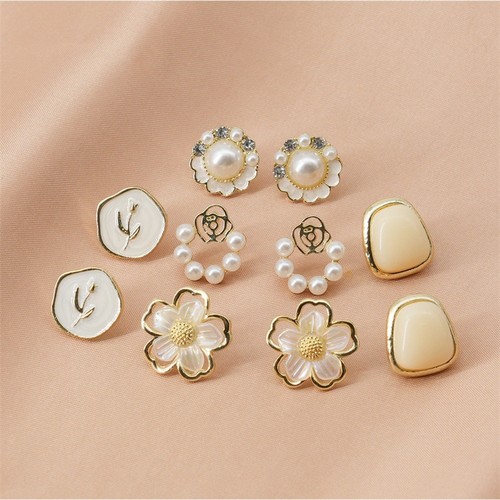 Orecchini donna perle floreali