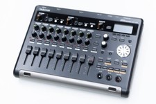 TASCAM DP-03 registratore