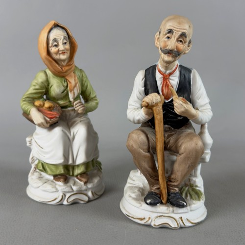 Coppia anziani statue - anziani,