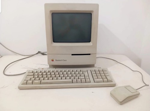 Computer macintosh classic - macintosh,