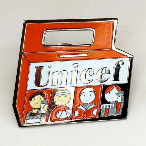 Unicef orange box - orange, pin