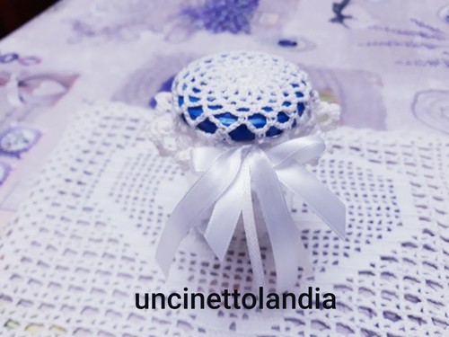 Centrino bianco uncinetto - , a
