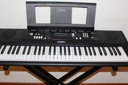 Tastiera musicale yamaha ez220 - yamaha,
