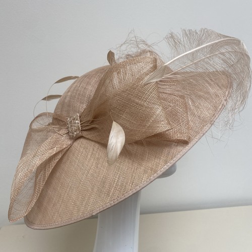 Nuovo grande cappello beige - grande,