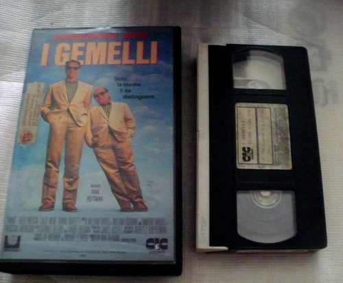 Gemelli schwarzenegger - i, gemelli_
