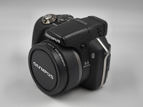 Olympus 560uz 0mp 18x - 8.0mp,