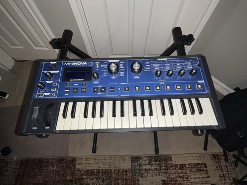 Novation mininova - novation,