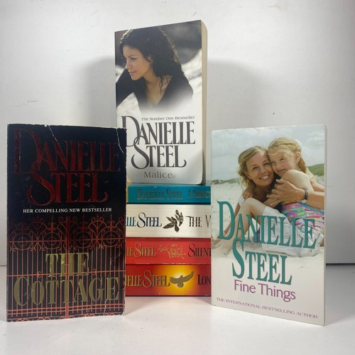 Danielle steel paperbacks - danielle,