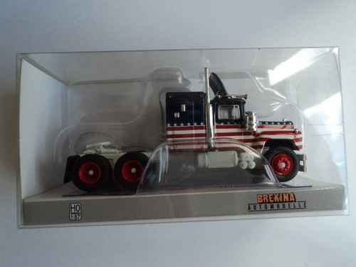 Brekina 1966 mack 700 - brekina,