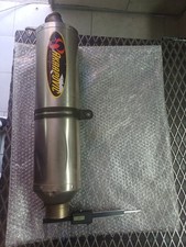 Terminale  Akrapovic Yamaha R1 e Universale