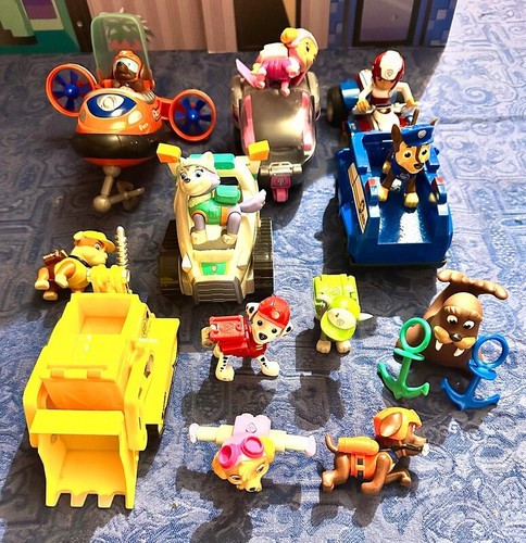Set personaggi mezzi - personaggi,