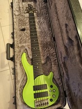 basso elettrico 6 corde Curbow