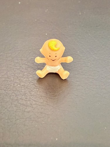 Miniatura piccolo bambino - , in