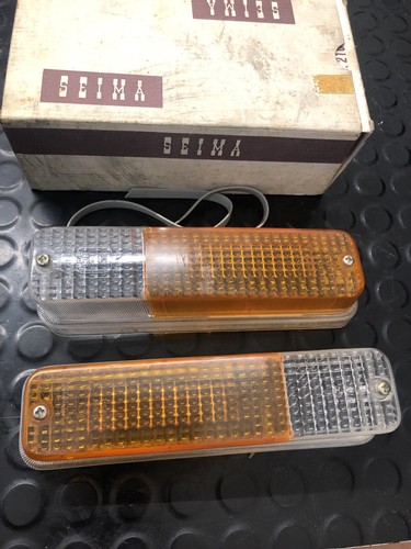 Coppia plastiche fanali - fanali, frecce