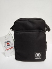 Borsello Invicta nero dimensioni 22 x 15 cm