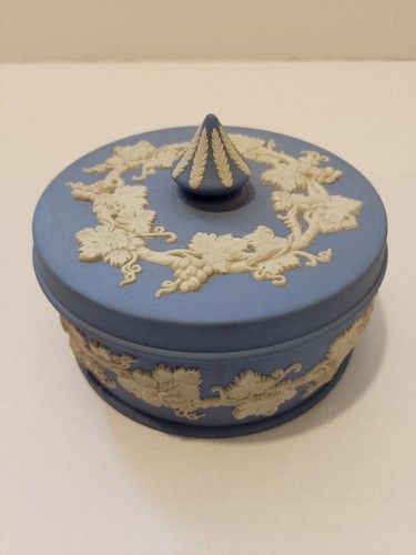 Wedgwood blue jasperware round - wedgwood,