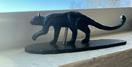 Zuni black panther fetish - panther, di