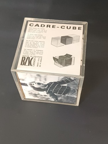 Cube photo plexiglas bac - **cube-photo,