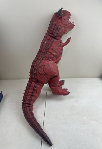 Vintage carnotaurus disney - vintage,