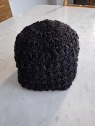 Cappello all uncinetto nero - all'uncinetto,