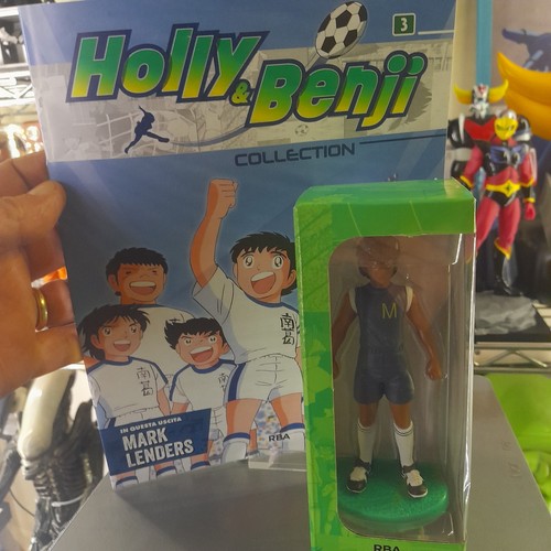 Holly benji statuetta mark - e,