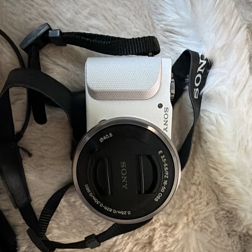 Tested sony alpha nex - tested, w/