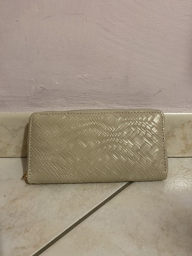Portafoglio beige effetto