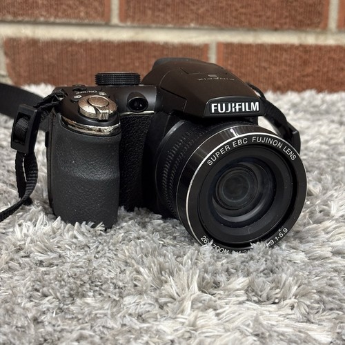 Fujifilm finepix s4500 - finepix,
