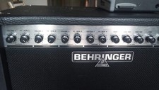 Karaoke Behringer professionale 200 euro. Alto 1 m ; largo 50 cm