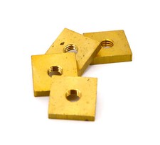 4x scanalature M5 piastrine