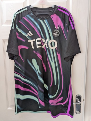 Aberdeen away football shirt - football,